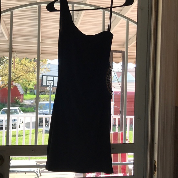 ✅ PAPAYA MINI DRESS I SIZE: MEDIUM ✅ - Picture 2 of 6